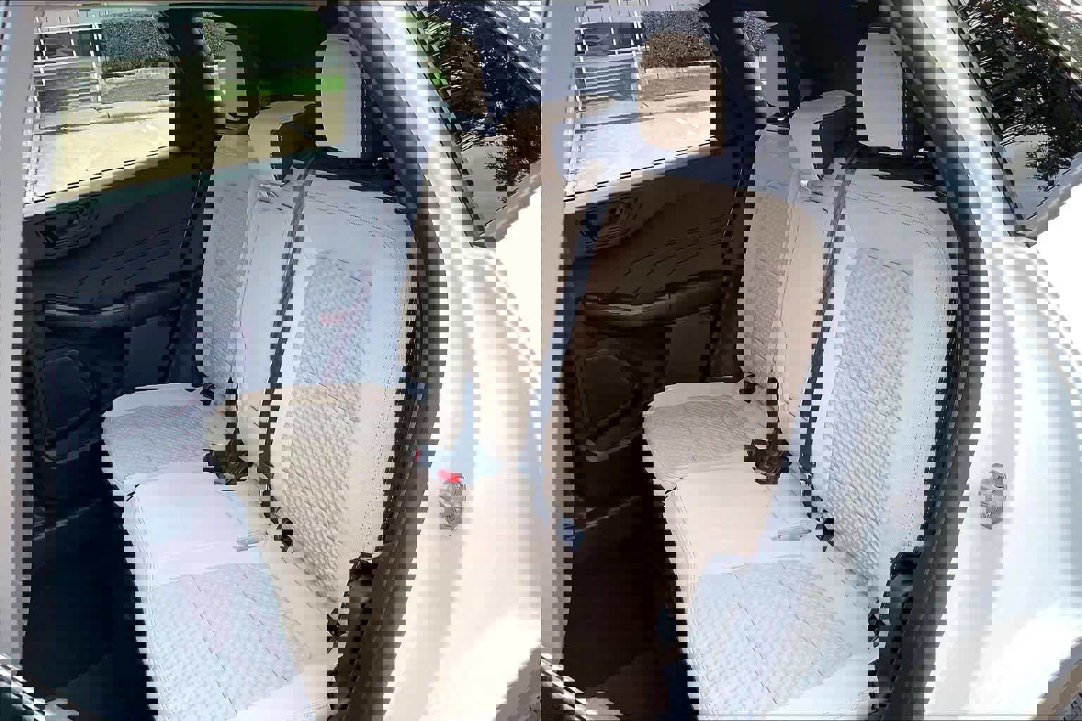 Certified 2022 Ford Escape SE w/ Convenience Package image 36