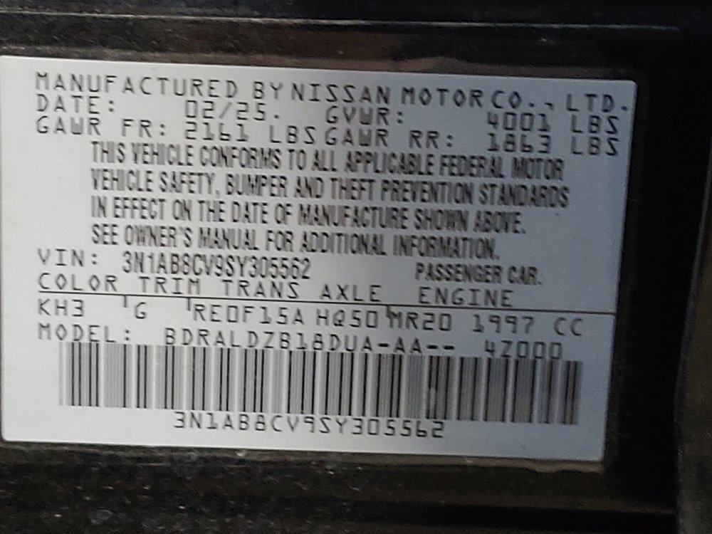 Used 2025 Nissan Sentra SV FWD image 33
