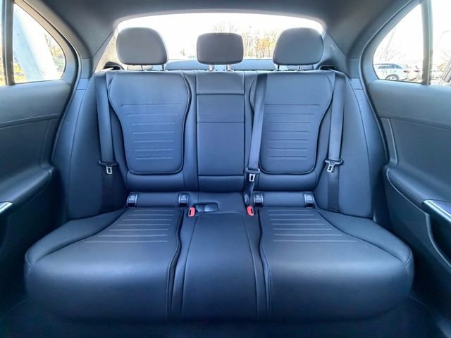 Used 2026 Mercedes-Benz C 300 4MATIC Sedan image 17