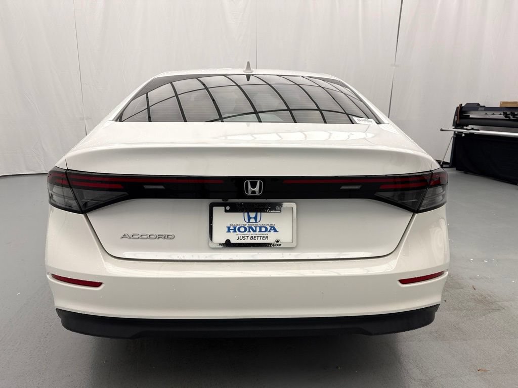 Used 2023 Honda Accord LX image 7