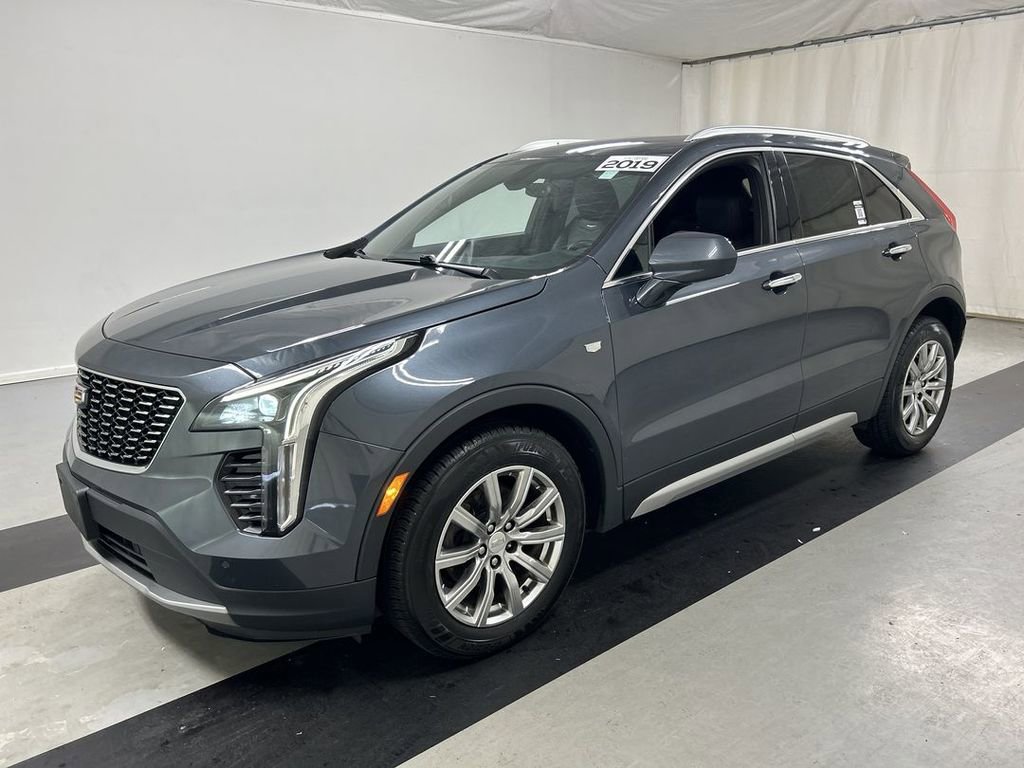 Used 2019 Cadillac XT4 Premium Luxury w/ Cold Weather Package AWD/4WD image 5