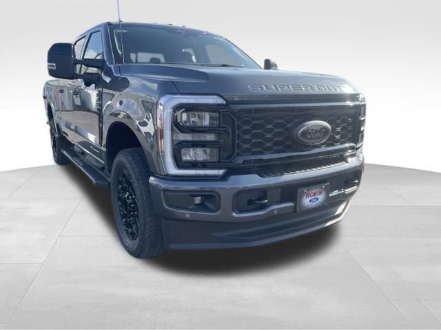 New 2026 Ford F250 Lariat w/ Black Appearance Package image 19