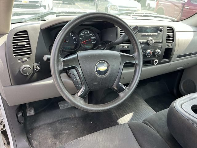 Used 2011 Chevrolet Silverado 1500 W/T RWD image 11