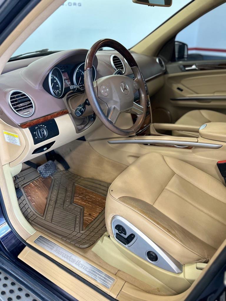 Used 2012 Mercedes-Benz GL 450 4MATIC image 12