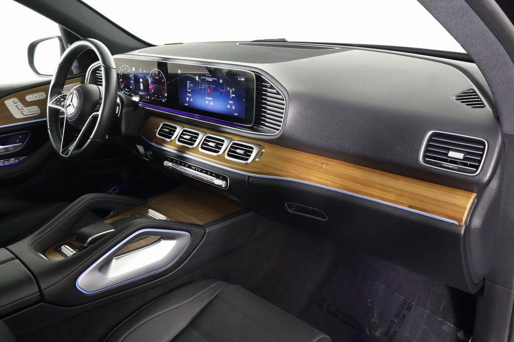 Certified 2025 Mercedes-Benz GLE 580 4MATIC image 9