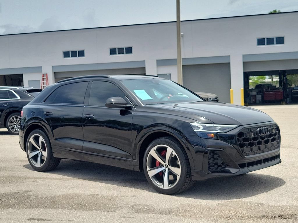 Used 2024 Audi SQ8 Premium Plus AWD/4WD image 2