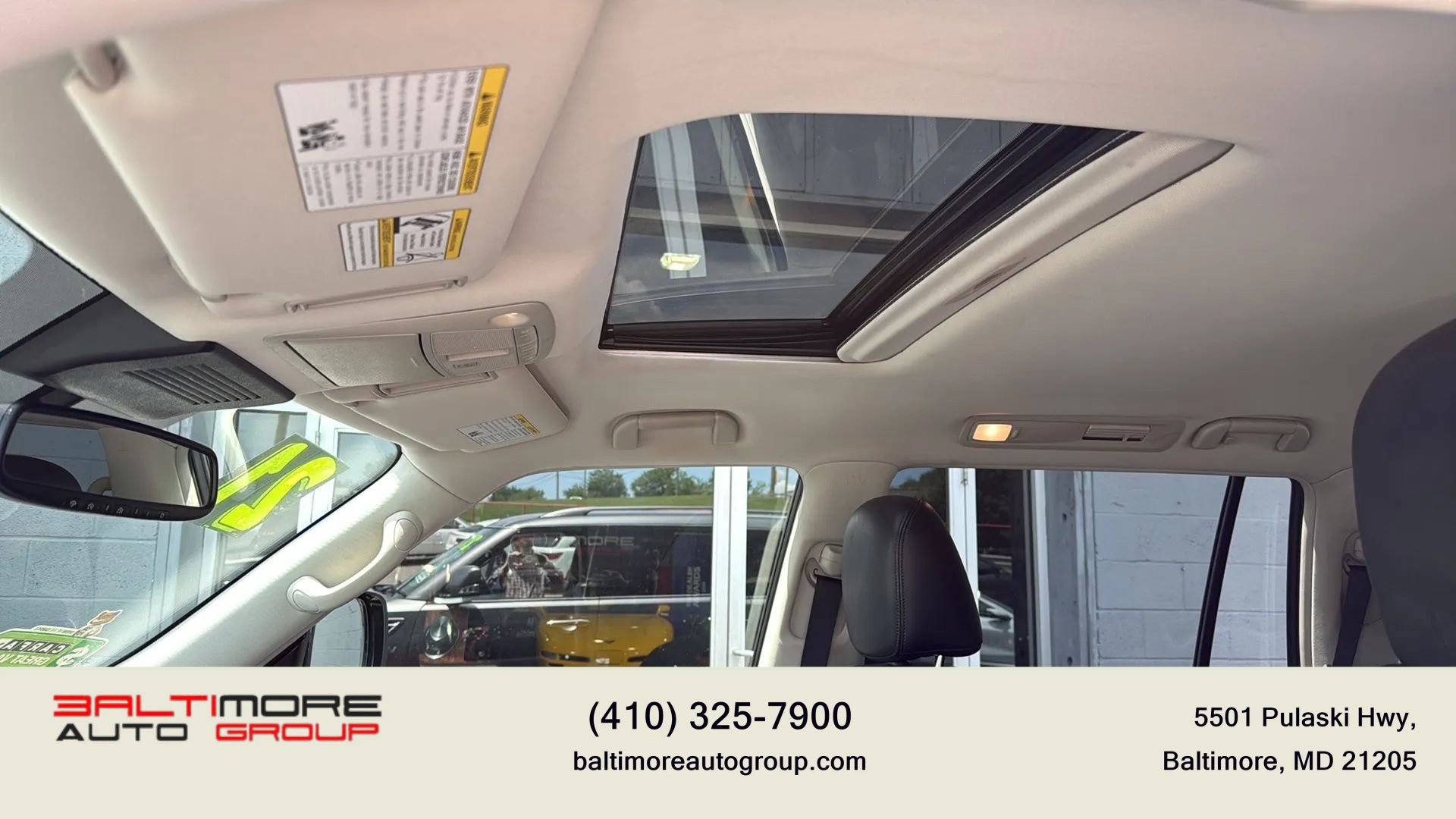 Used 2021 Nissan Armada SL w/ Captain's Chairs Package AWD/4WD image 11