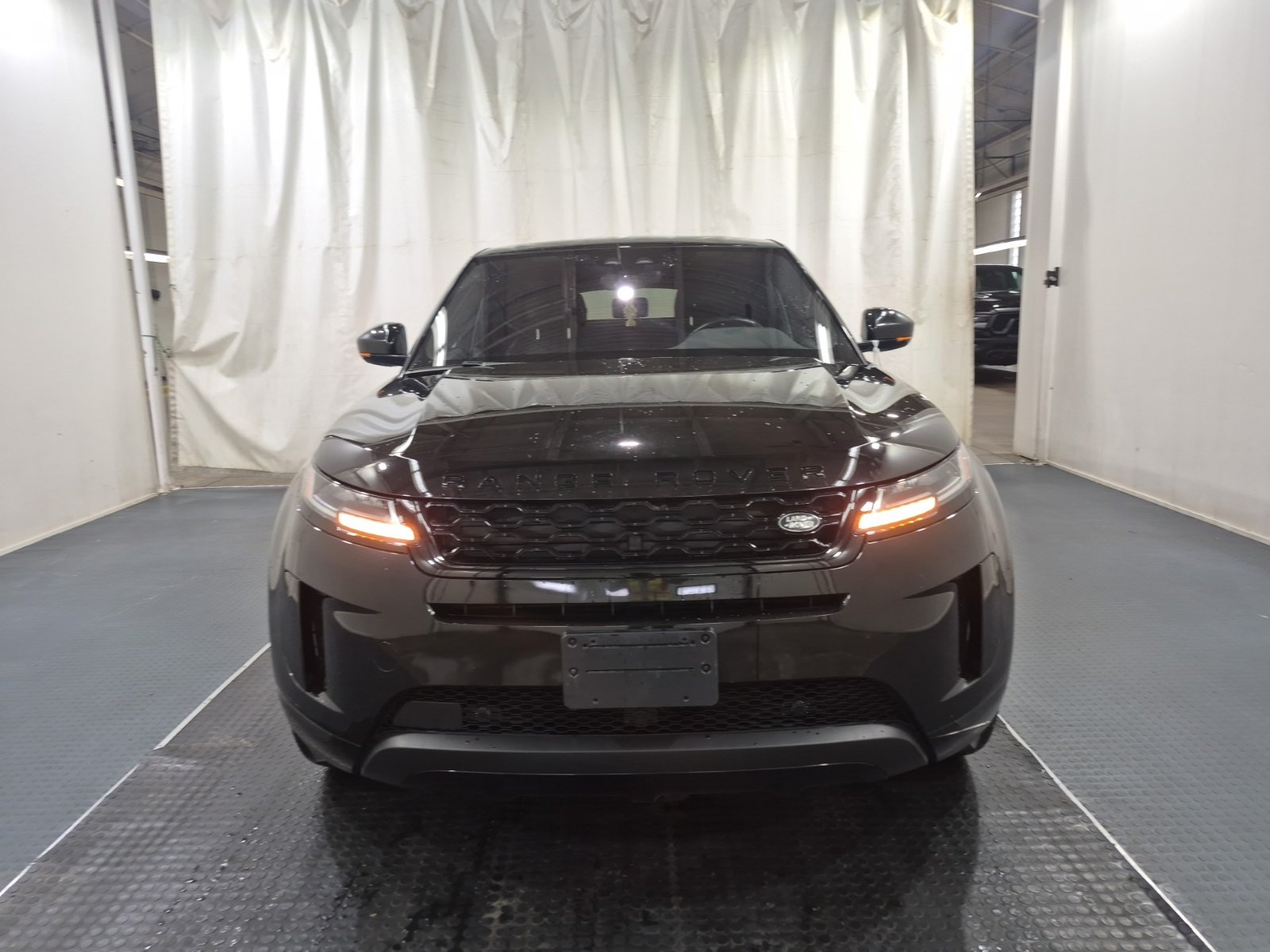 Used 2020 Land Rover Range Rover Evoque S AWD/4WD image 7