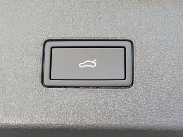 New 2026 Volkswagen Atlas SEL Premium R-Line image 10