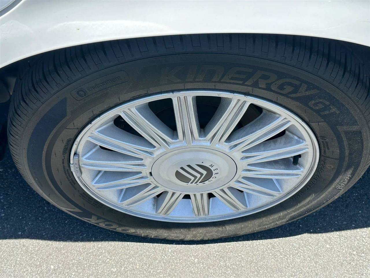 Used 2011 Mercury Grand Marquis LS RWD image 18