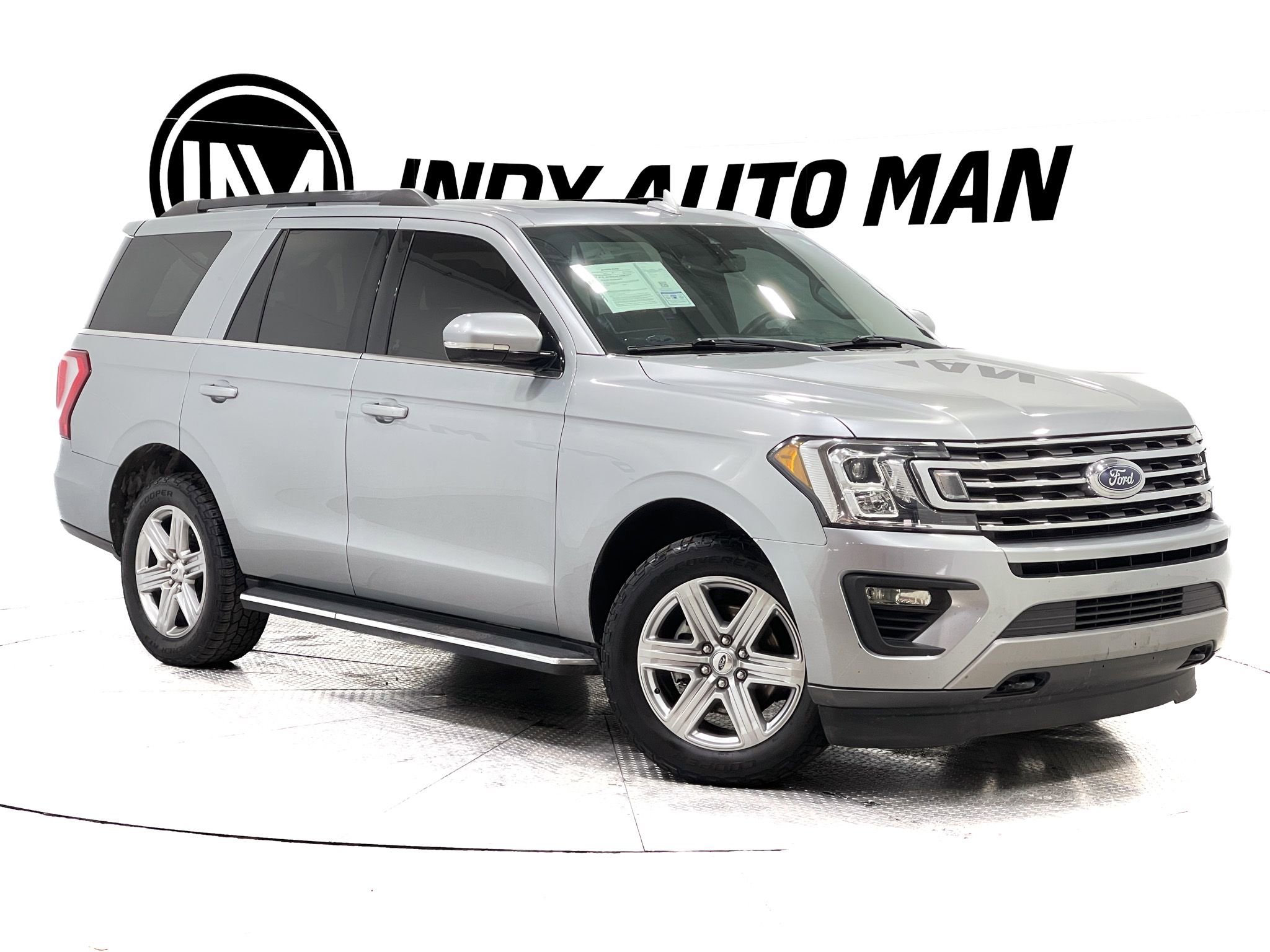 Used 2020 Ford Expedition XLT w/ Equipment Group 202A image 2