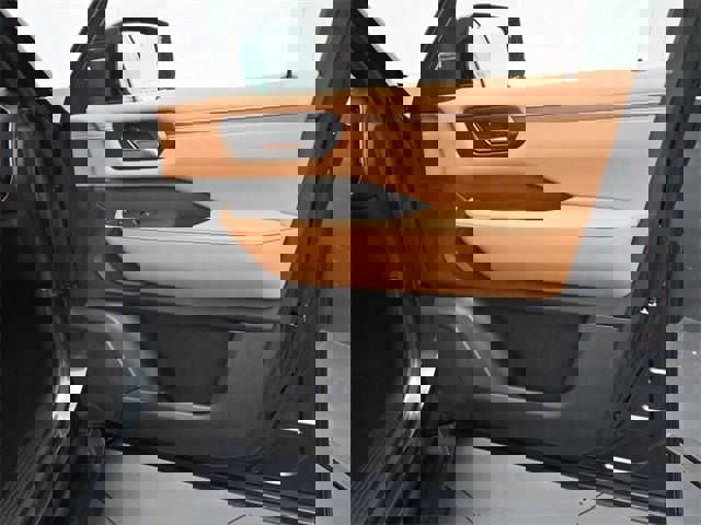 New 2026 Nissan Armada SL image 40