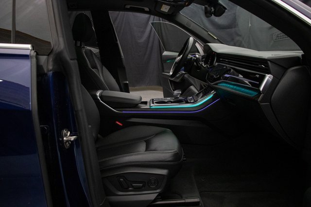 Used 2021 Audi Q8 Premium Plus image 16