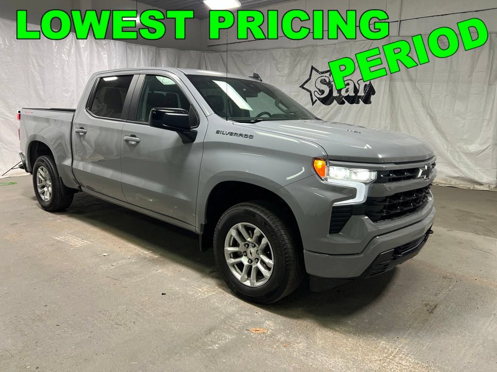 Used 2024 Chevrolet Silverado 1500 RST w/ Convenience Package II AWD/4WD image 1