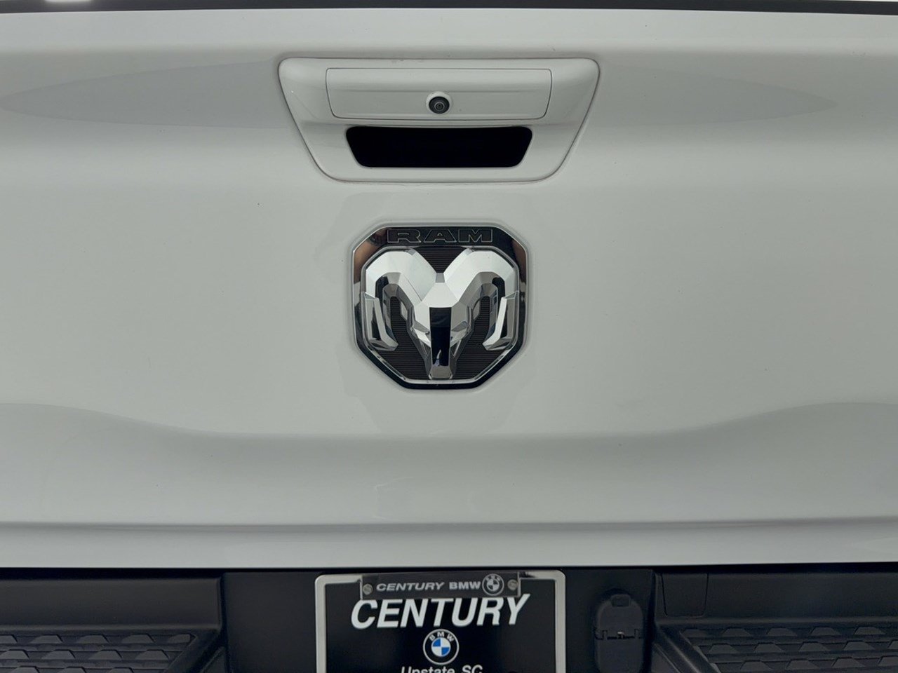 Used 2023 RAM 1500 Laramie AWD/4WD image 28
