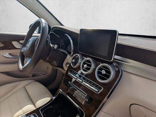 Used 2017 Mercedes-Benz GLC 300 image 17