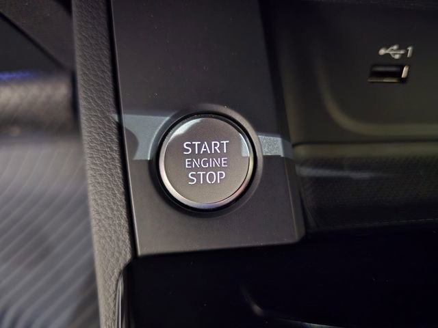 Used 2021 Audi A4 2.0T Premium w/ Convenience Package image 25