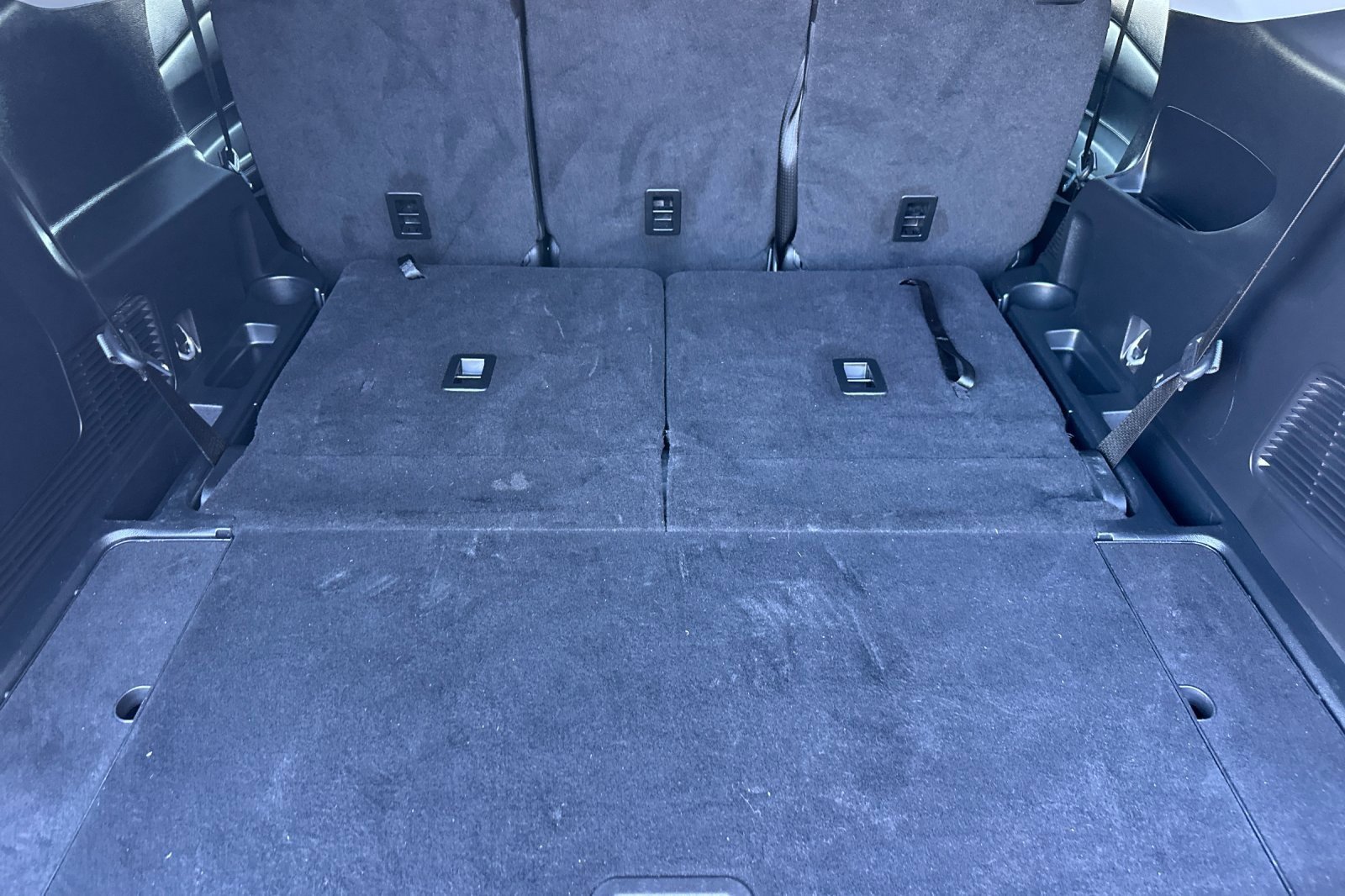 Used 2024 Ford Explorer XLT image 16