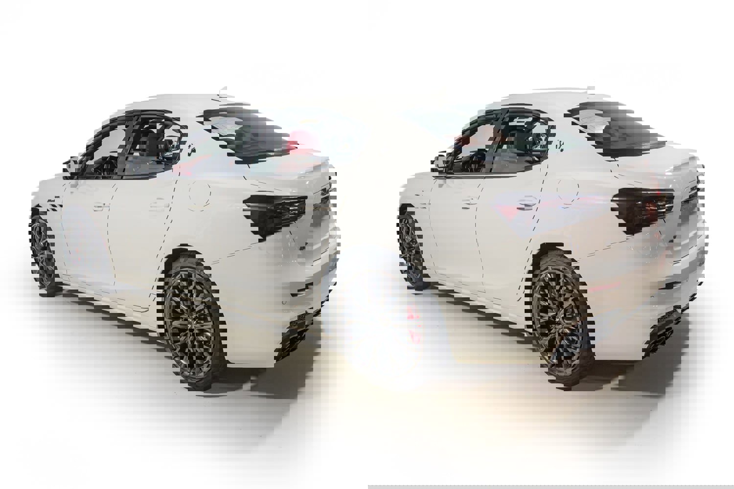 Used 2022 Maserati Ghibli Modena Q4 image 4