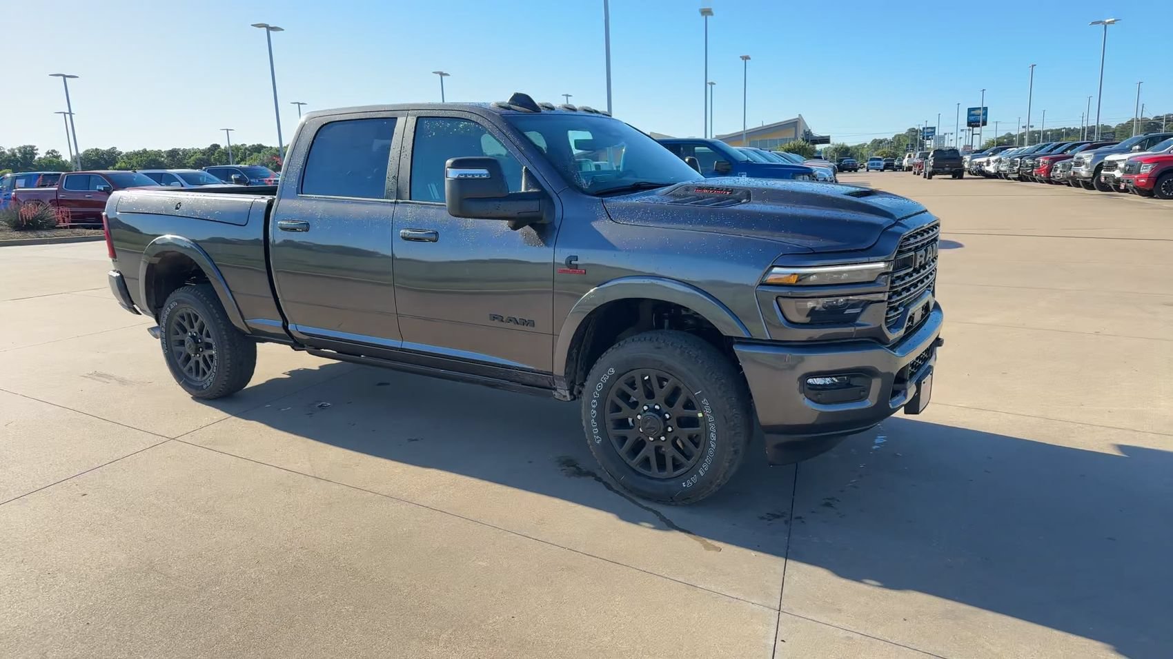 New 2026 RAM 2500 Limited AWD/4WD image 9