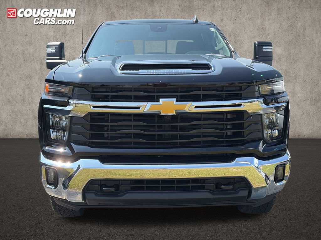 Used 2024 Chevrolet Silverado 3500 LT w/ All Star Edition AWD/4WD video 2