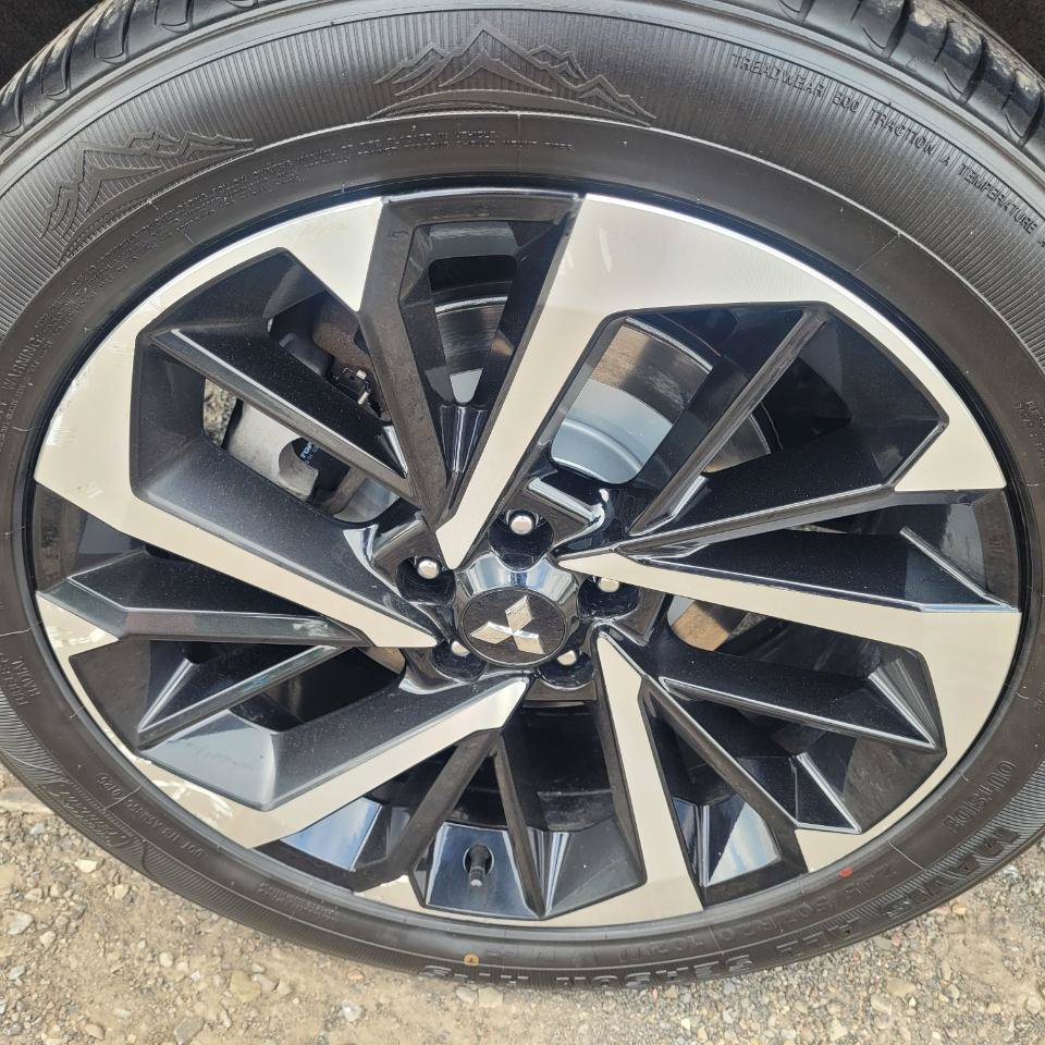 Used 2023 Mitsubishi Outlander SE AWD/4WD image 47