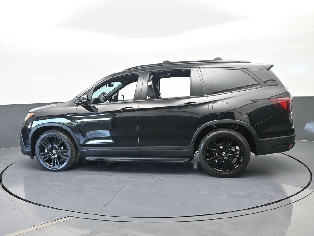 Used 2022 Honda Pilot Black Edition image 3