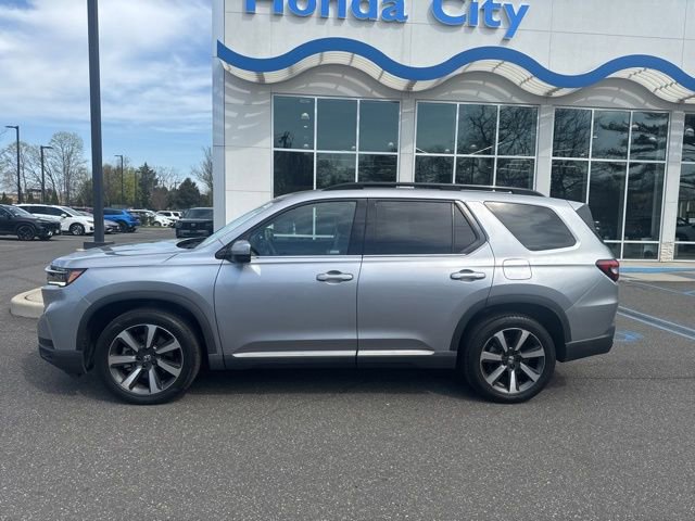 Used 2023 Honda Pilot Elite image 5