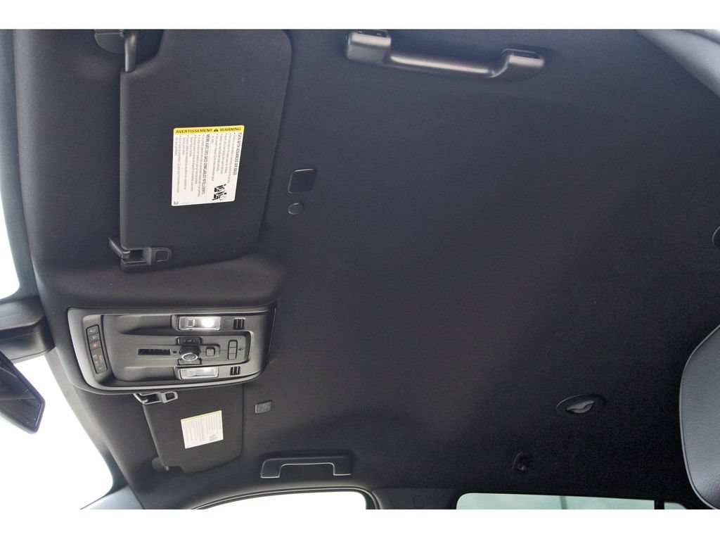 Used 2022 GMC Yukon Denali AWD/4WD image 30
