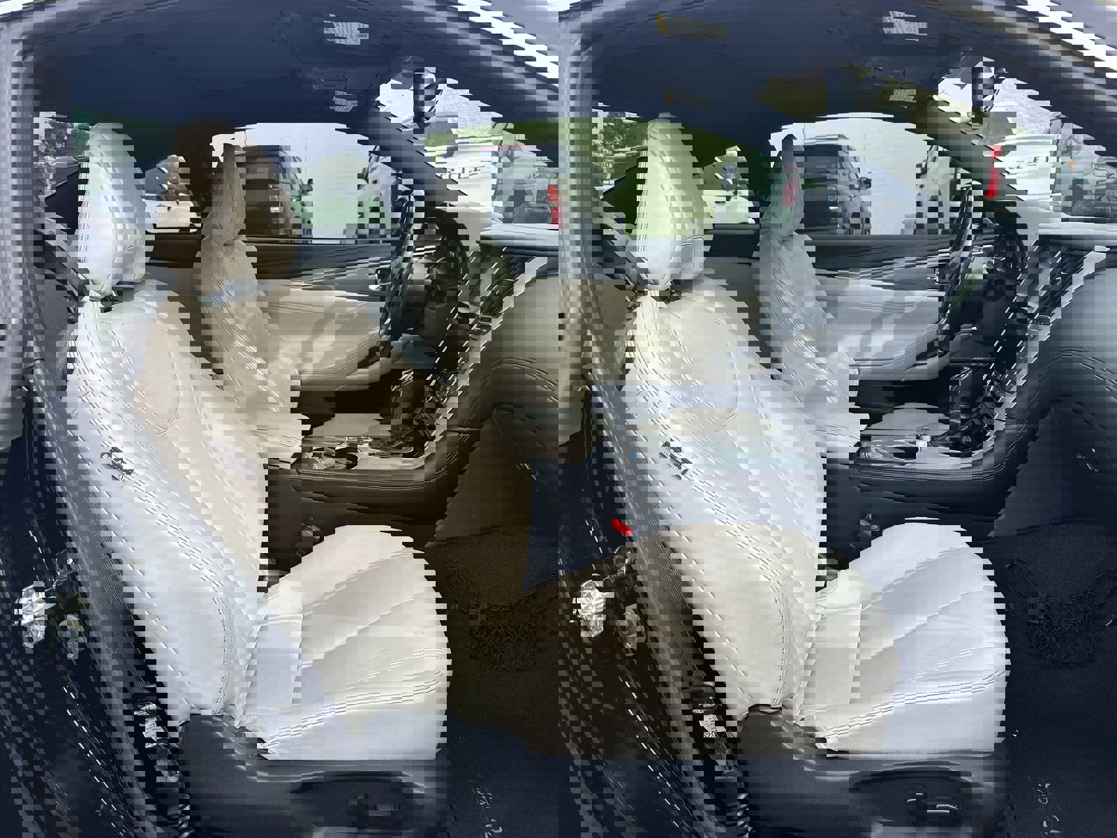 Used 2017 INFINITI Q60 w/ Premium Plus Package 2.0T image 22