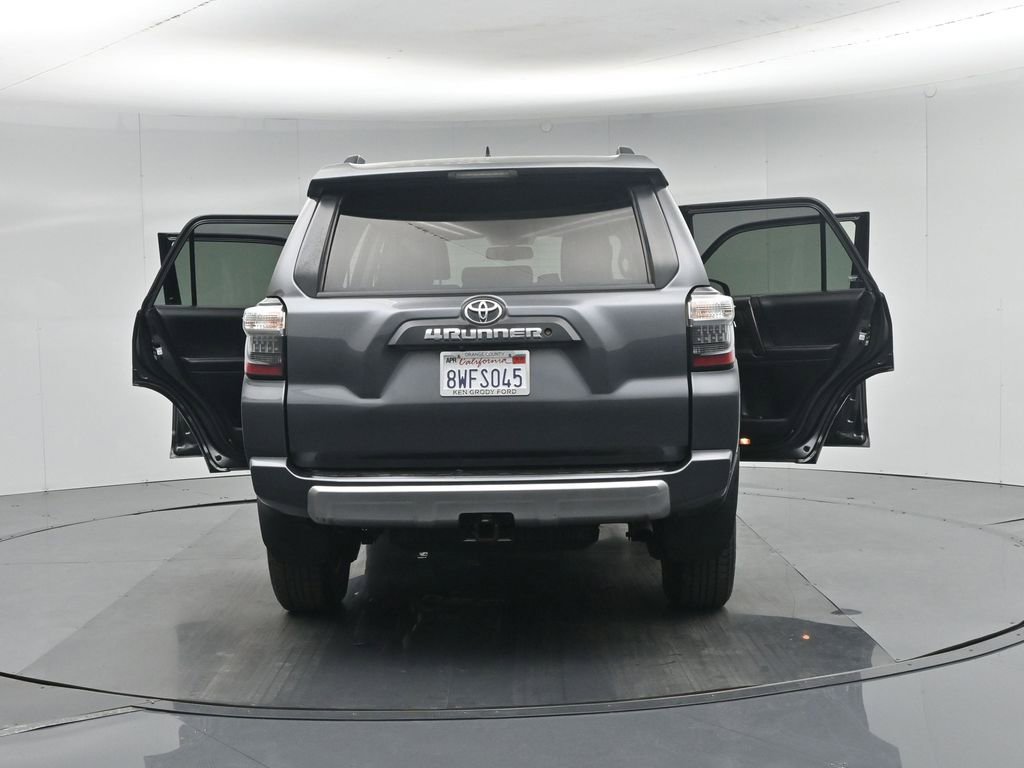 Used 2015 Toyota 4Runner Trail Premium image 34