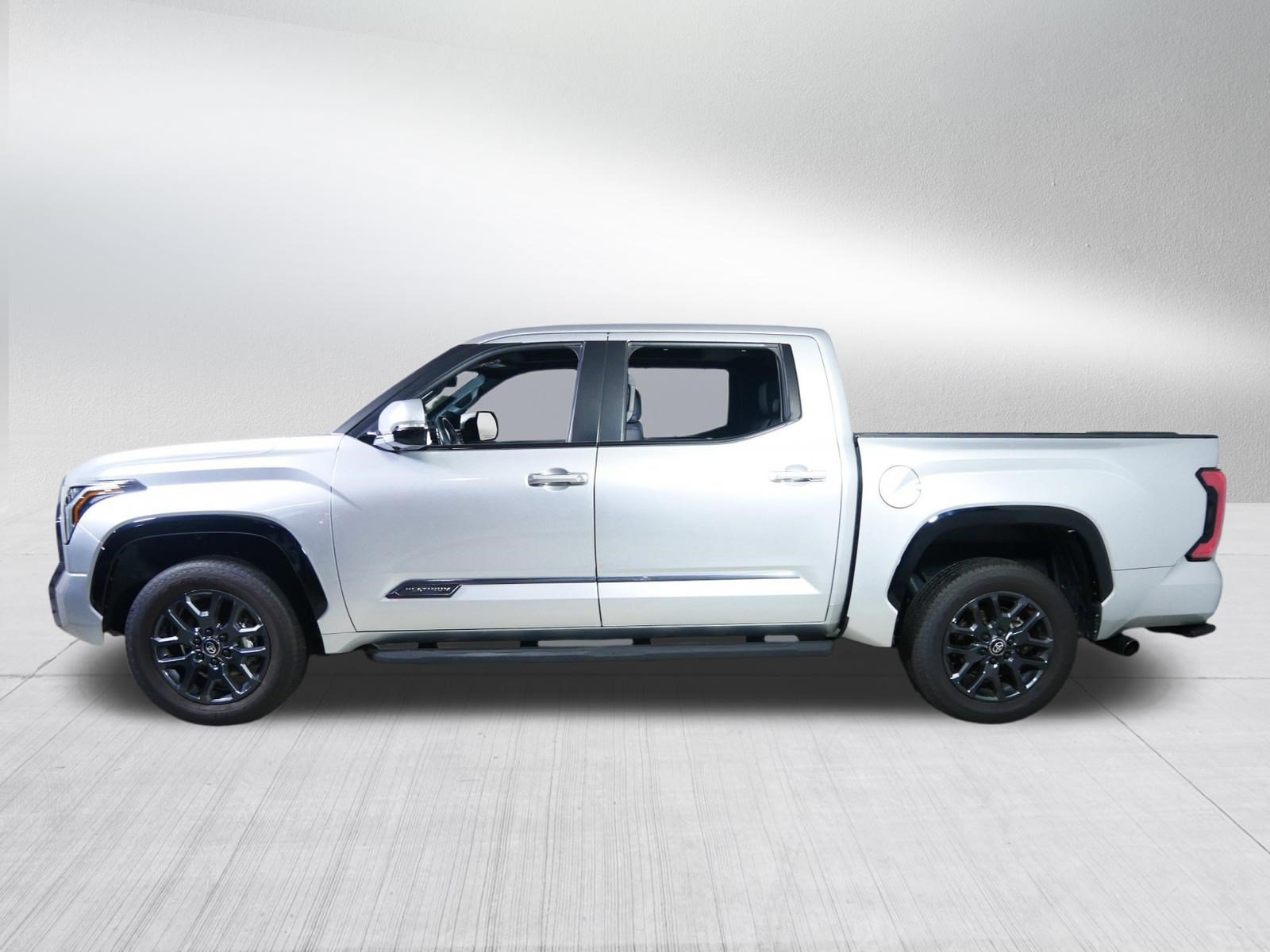 Used 2025 Toyota Tundra Platinum AWD/4WD image 4