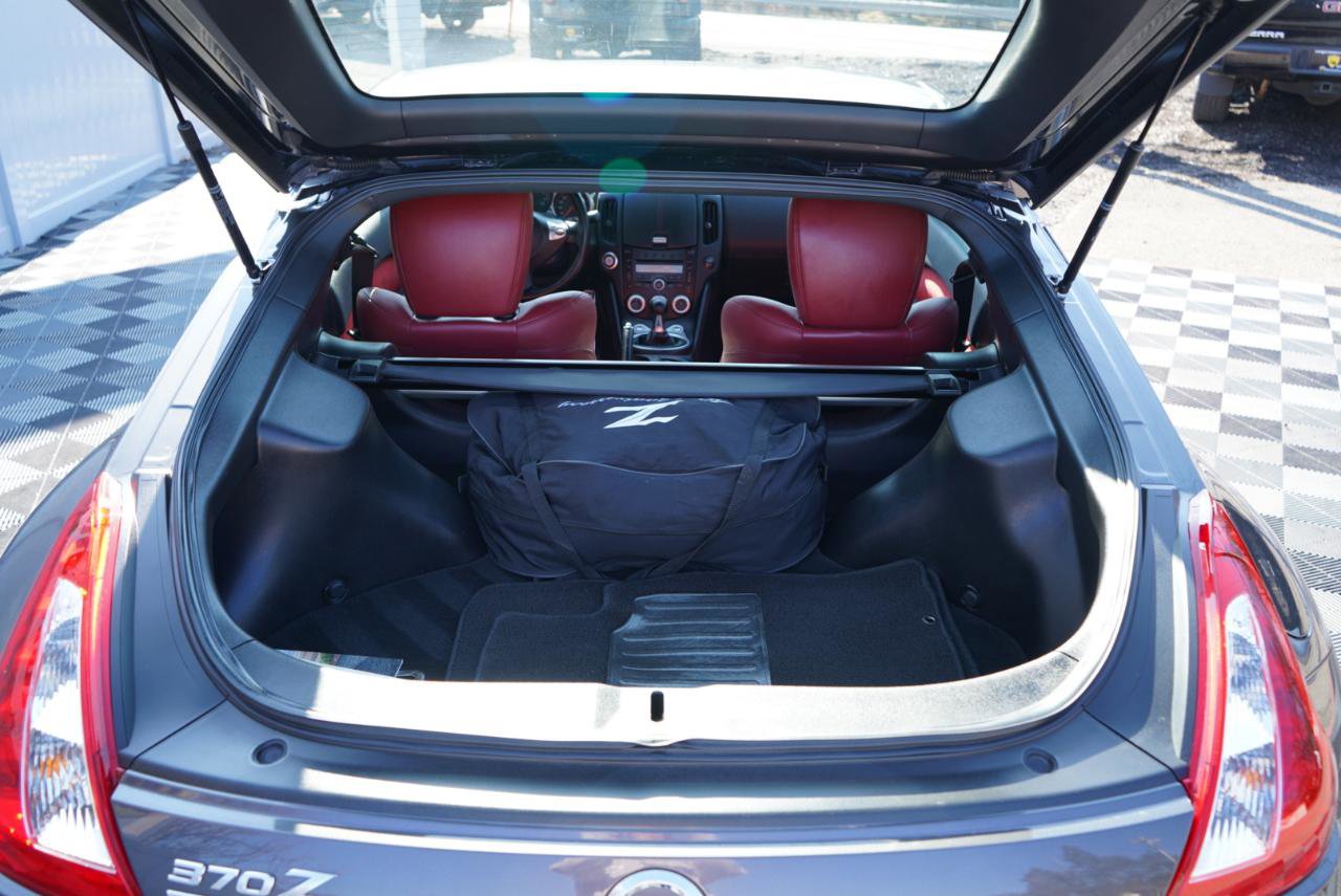 Used 2010 Nissan 370Z Touring w/ Sport Pkg image 42