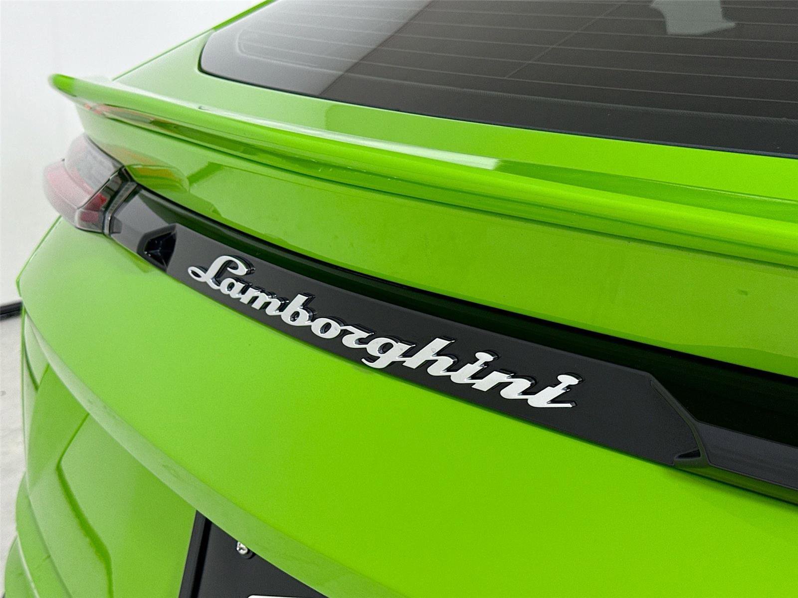 Used 2022 Lamborghini Urus image 40