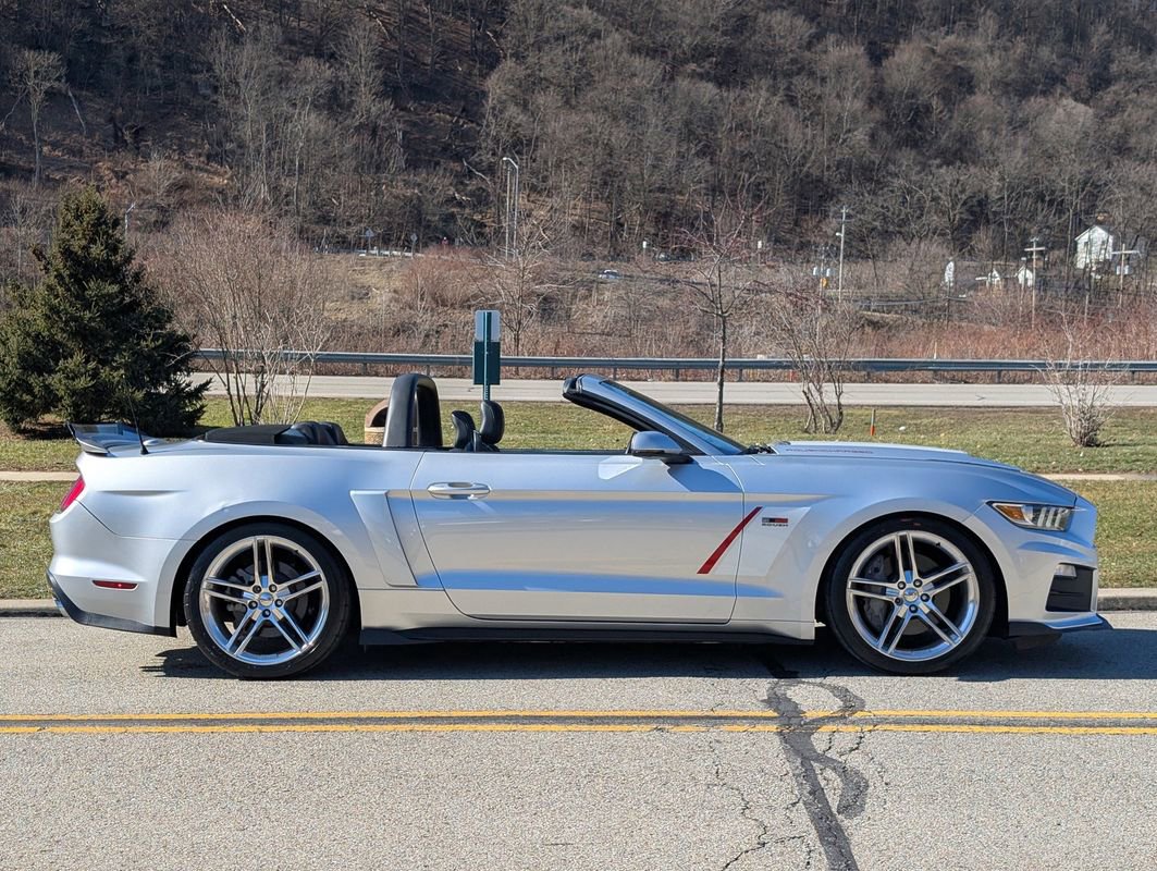 Used 2016 Ford Mustang GT Premium w/ Equipment Group 401A image 8