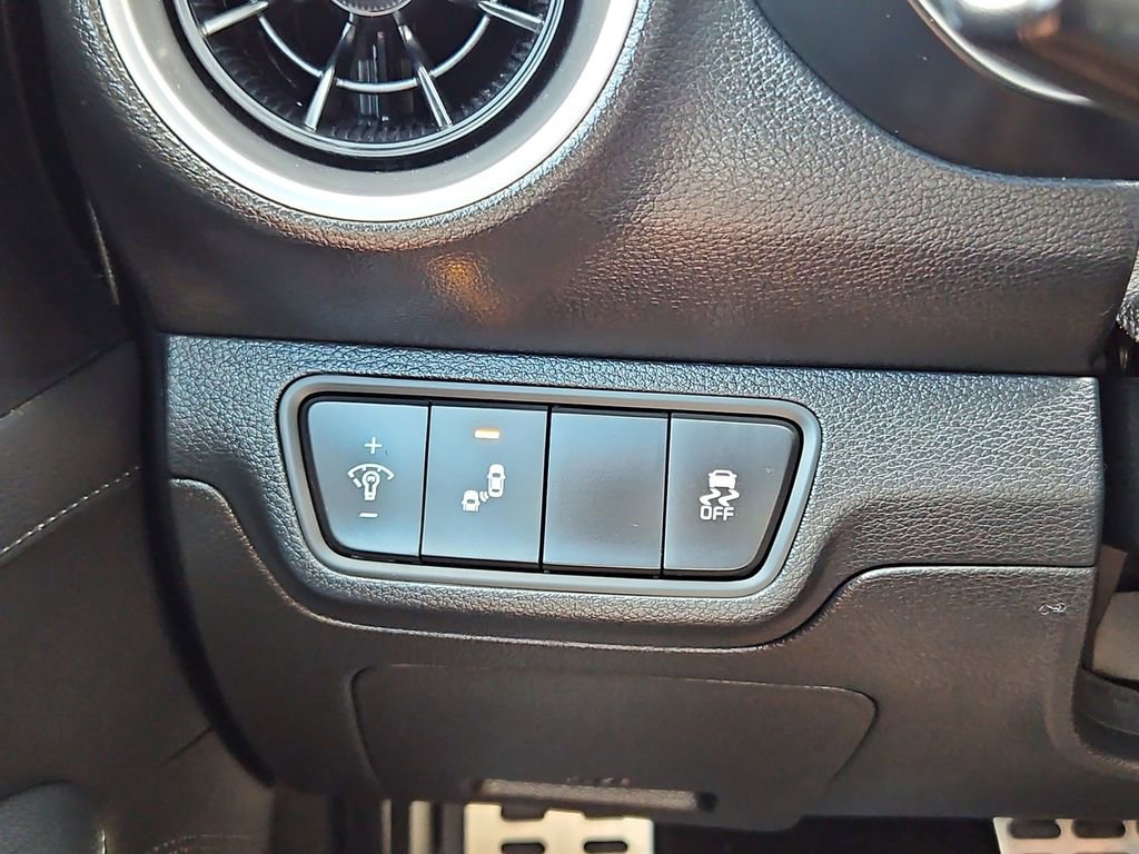 Used 2024 Kia Forte GT-Line w/ GT-Line Premium Package image 14