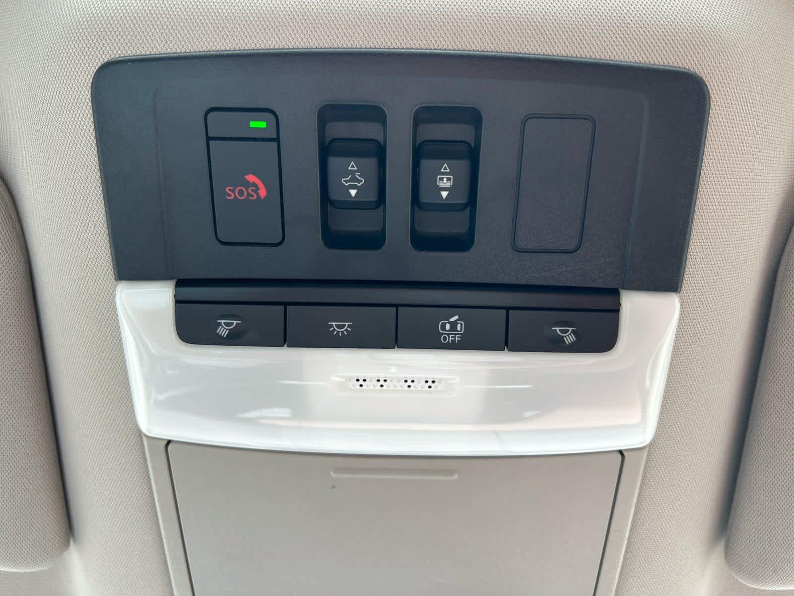 Certified 2025 Nissan Pathfinder Platinum AWD/4WD image 29