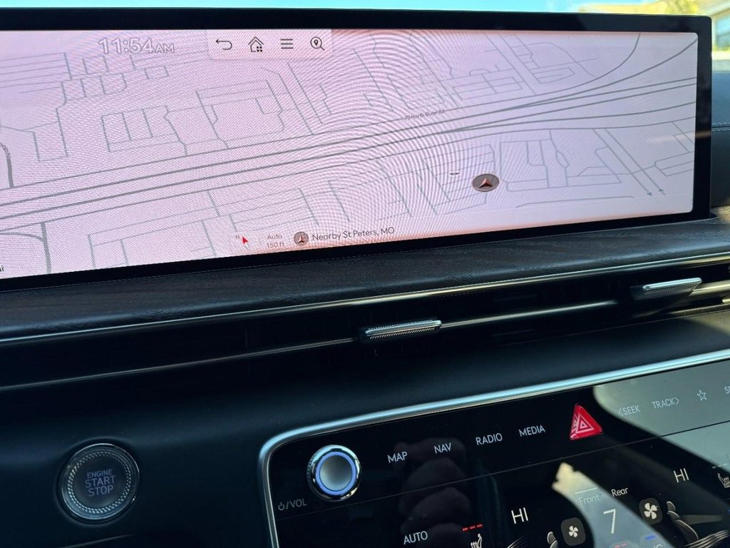 Certified 2025 Genesis GV80 3.5T Advanced image 22