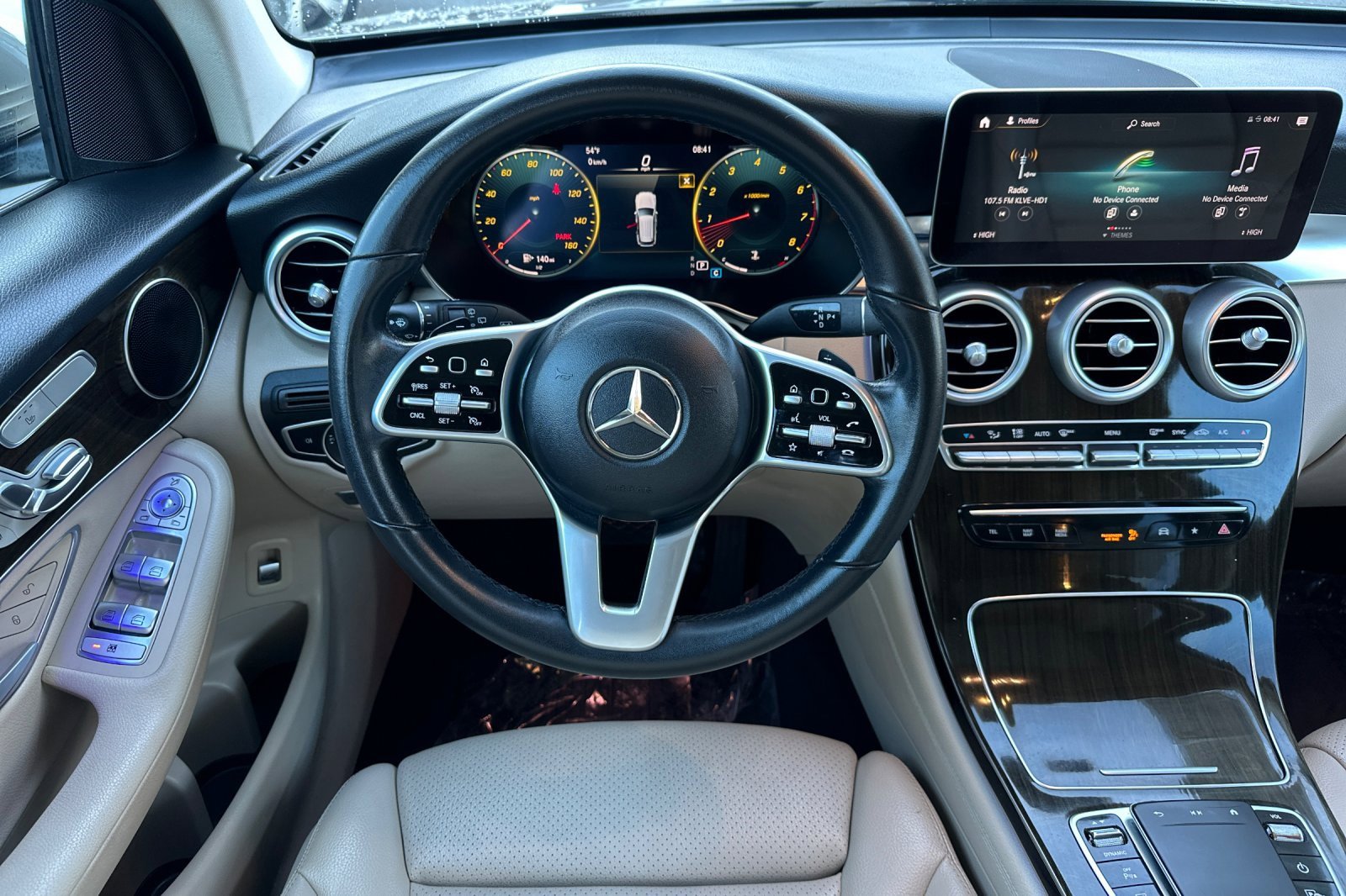 Used 2020 Mercedes-Benz GLC 300 4MATIC image 14