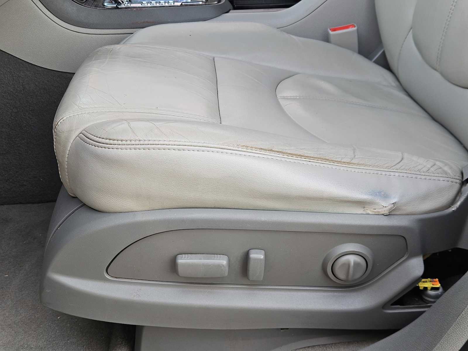 Used 2015 GMC Acadia SLT image 21