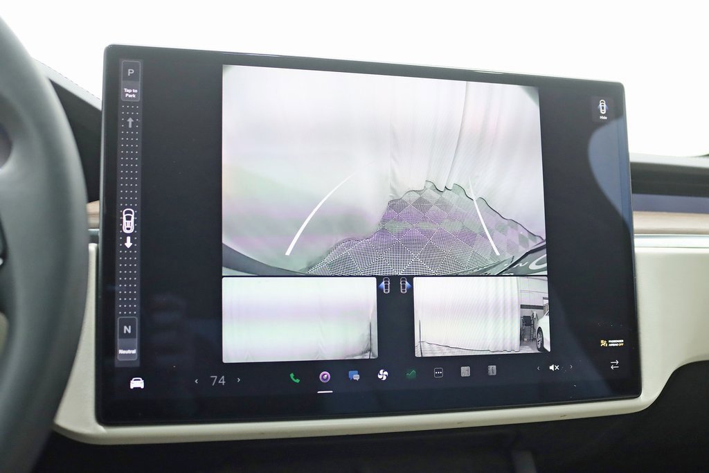 Used 2022 Tesla Model X image 15