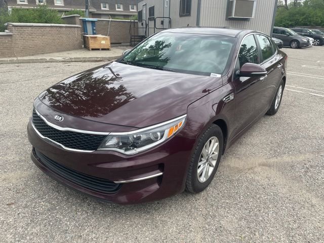 Used 2017 Kia Optima LX w/ Convenience Plus Package FWD image 1
