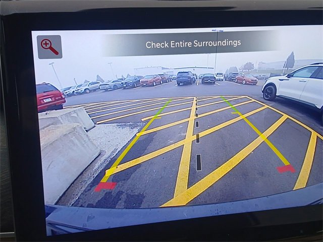 Used 2024 Jeep Grand Cherokee L Limited w/ Black Appearance Package image 17