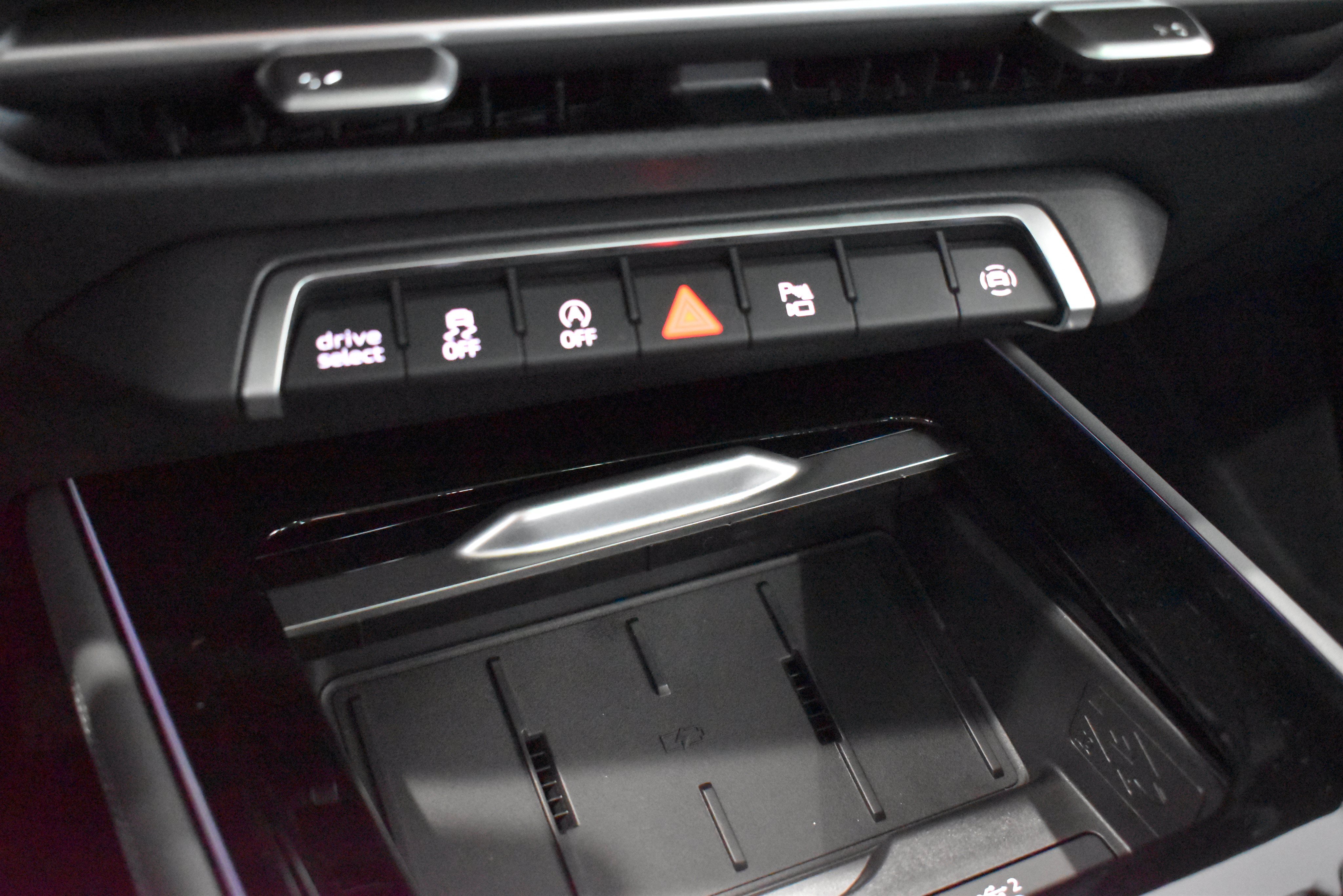 New 2026 Audi Q3 quattro 2.0T AWD/4WD image 15