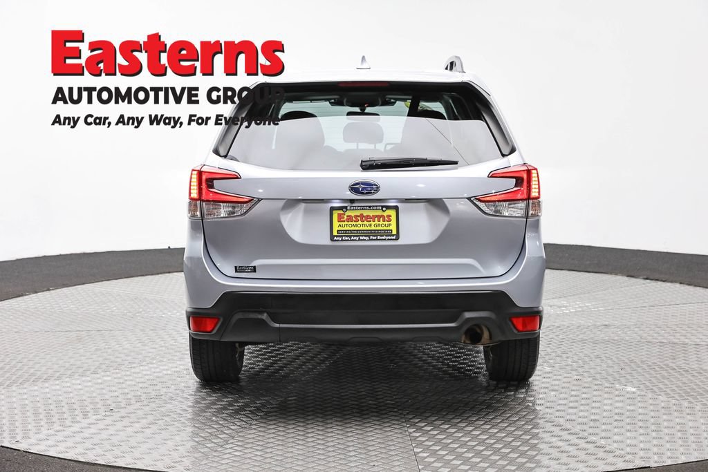 Used 2023 Subaru Forester Premium AWD/4WD image 6
