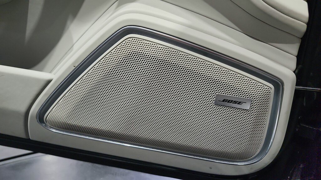 Used 2017 Porsche Panamera Turbo AWD/4WD image 34