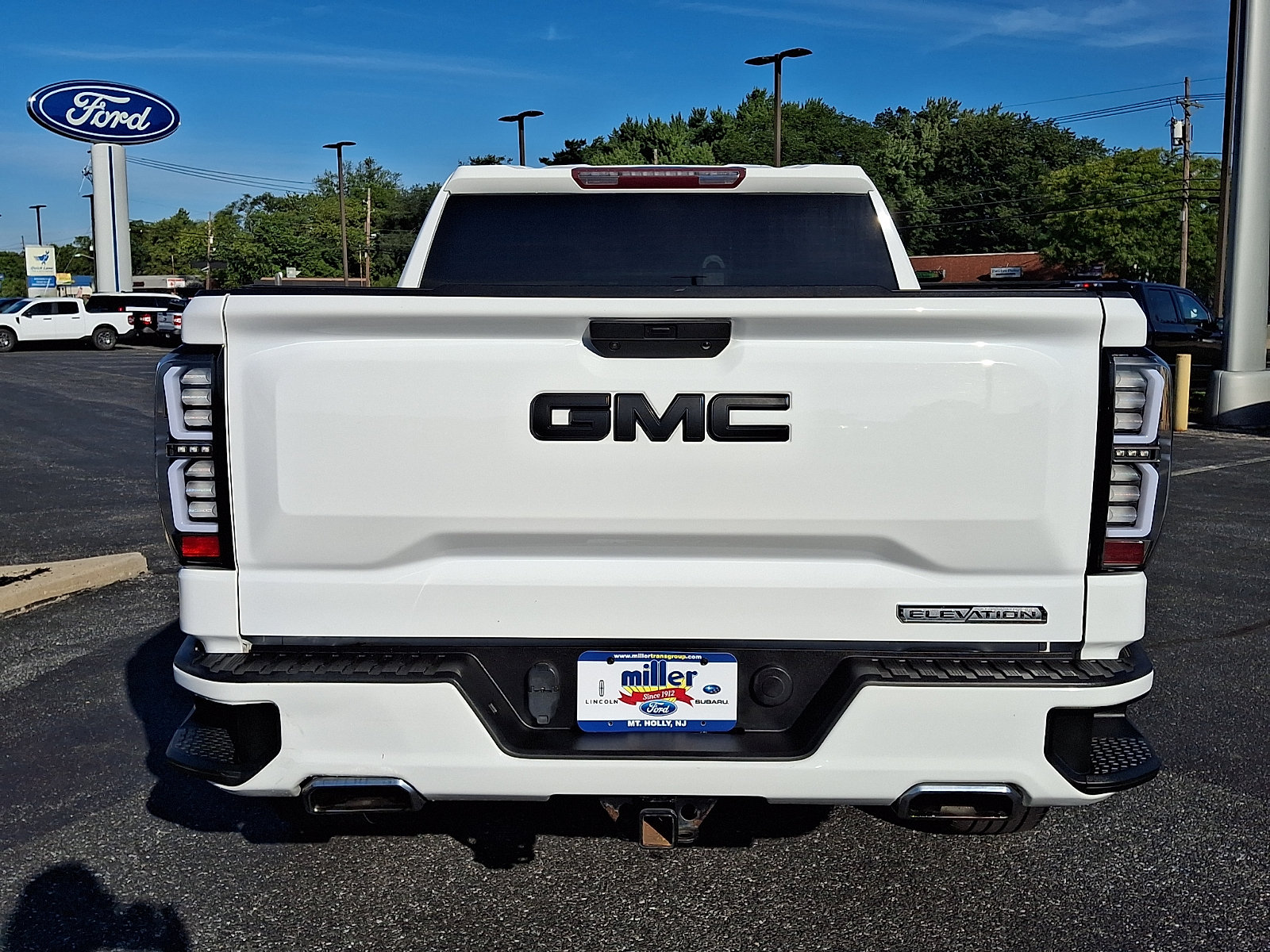 Used 2021 GMC Sierra 1500 Elevation w/ X31 Off-Road Package AWD/4WD image 5