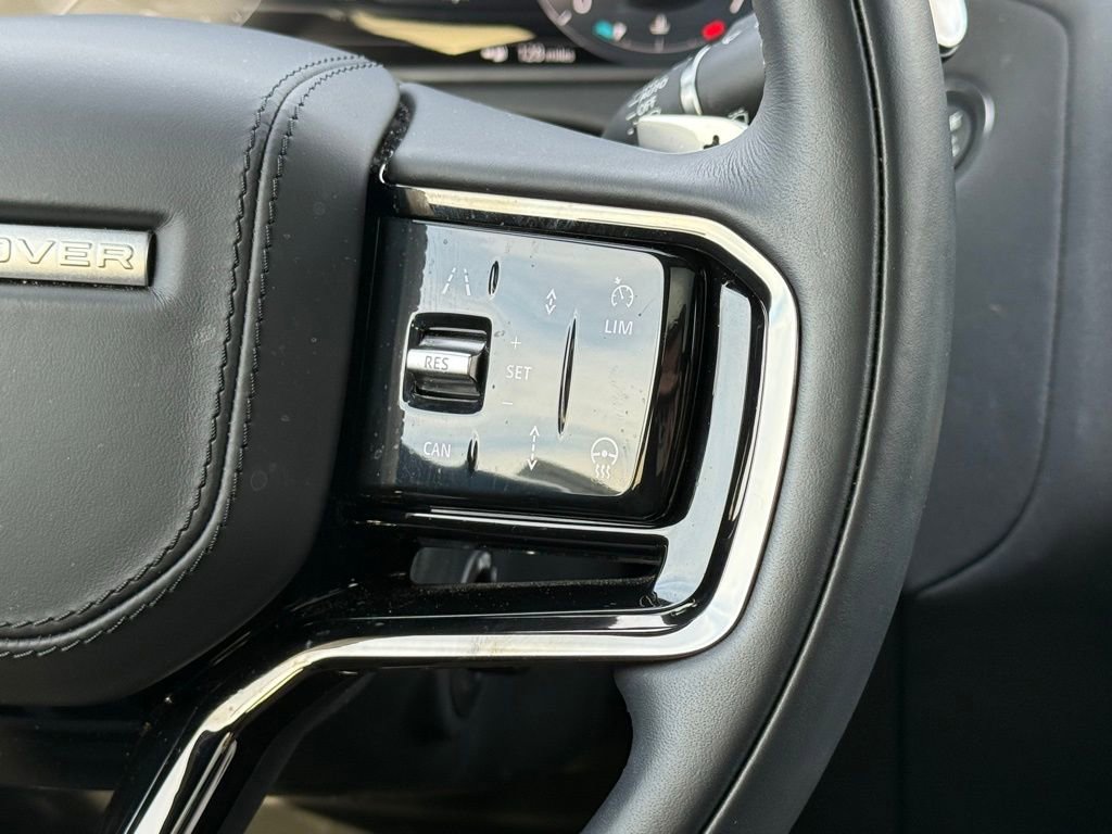 Certified 2026 Land Rover Range Rover Velar Dynamic SE AWD/4WD image 21