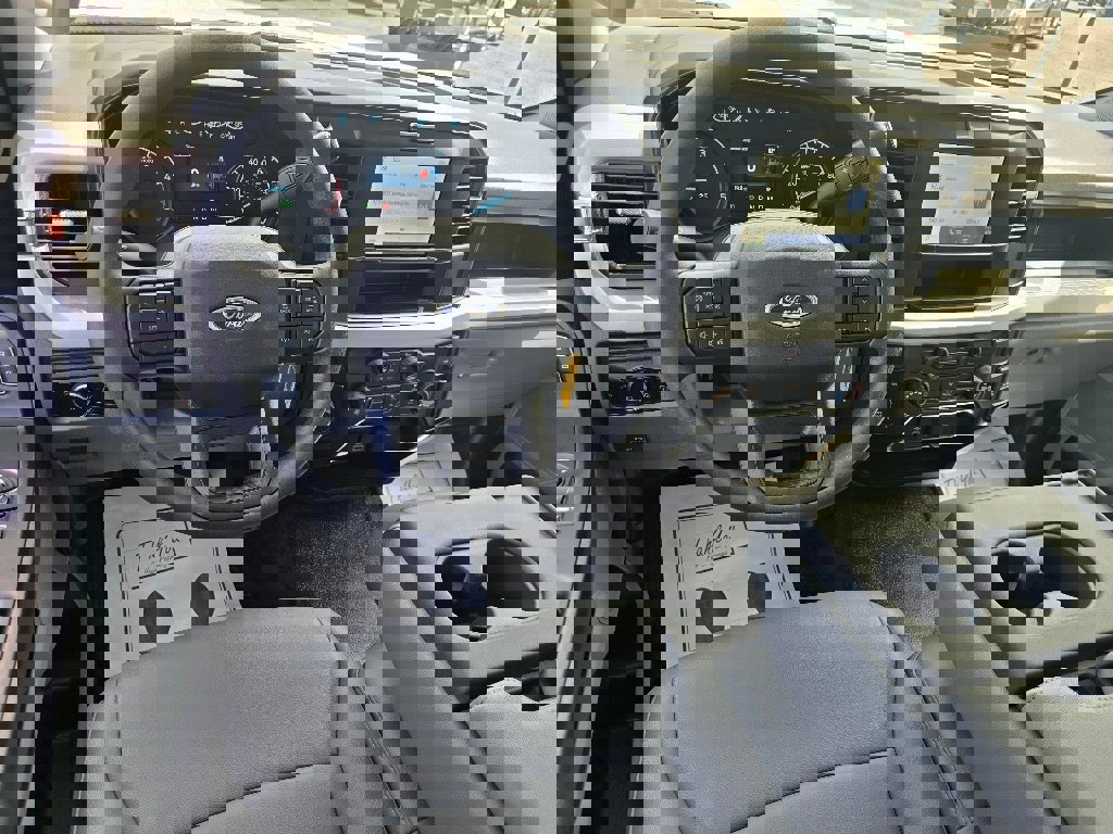 New 2026 Ford F350 XL w/ XL Chrome Package image 3