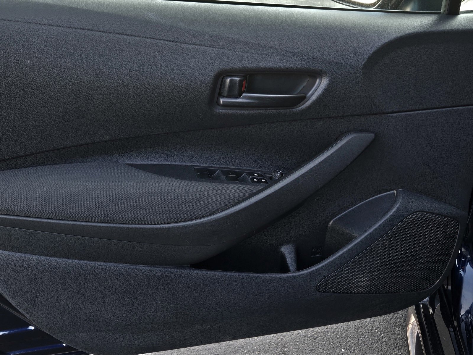 Certified 2023 Toyota Corolla LE image 8